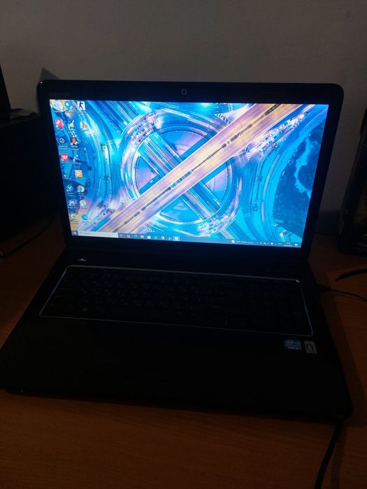 Продам ноутбук dell