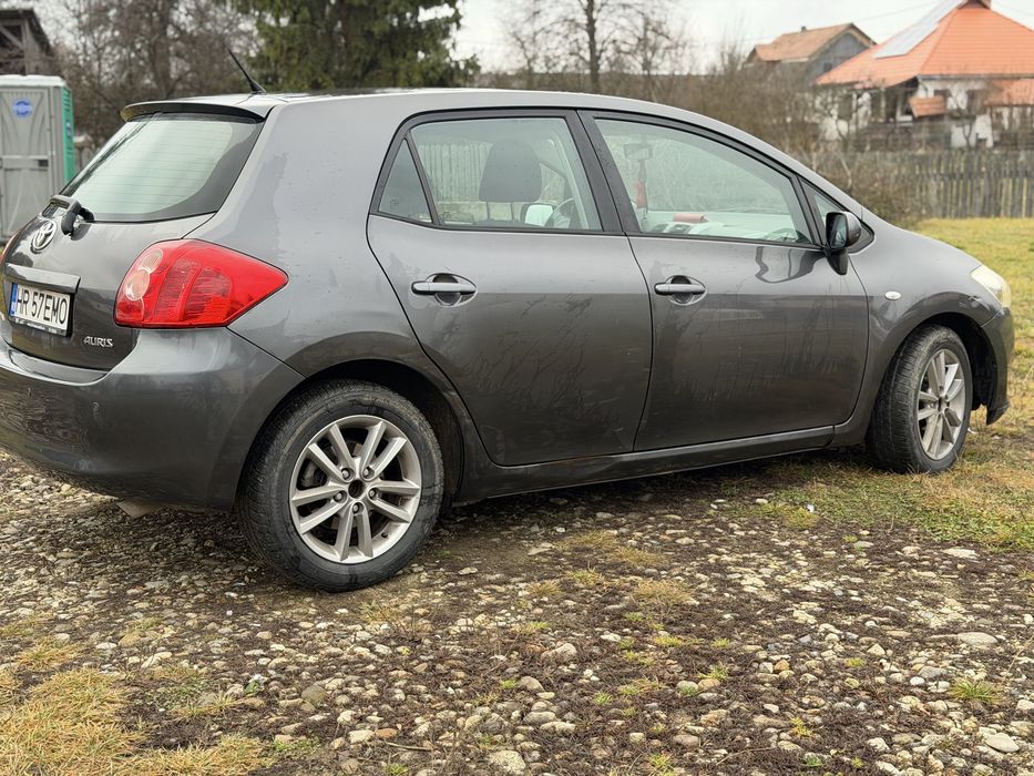 Toyota Auris 2.0