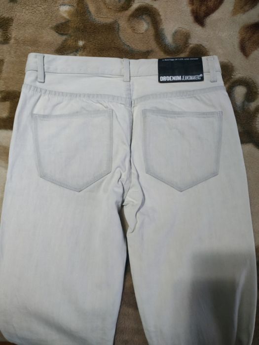 Джинсы мужские