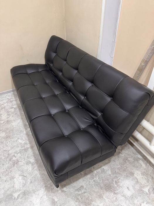 Продам диван в хорошем состоянии