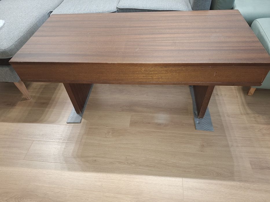 Холна маса бук с орехов фурнир 130Х60Х56 см.