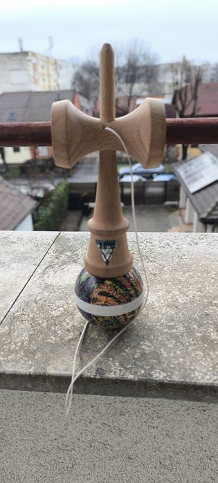 Kendama Krom Noia 5 semnată de XRemus.
