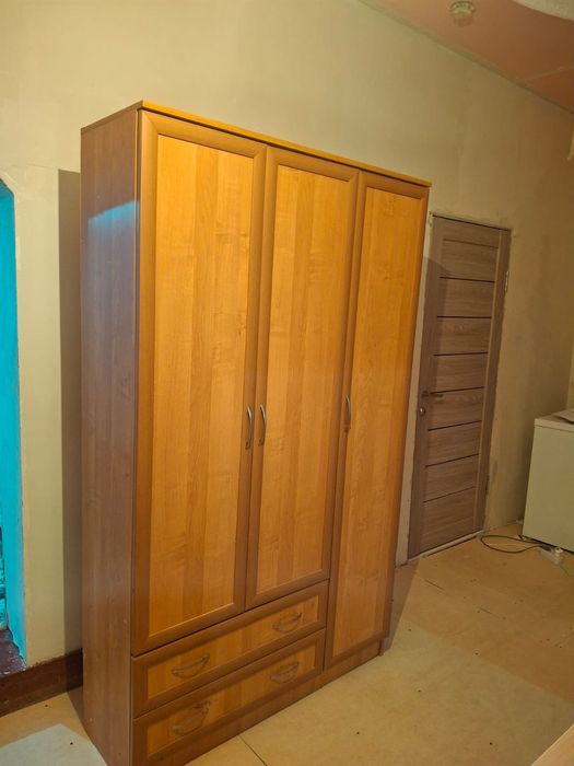 Шкаф 25 мын біреуі