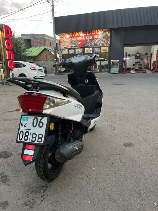 Мопед м8 180куб.