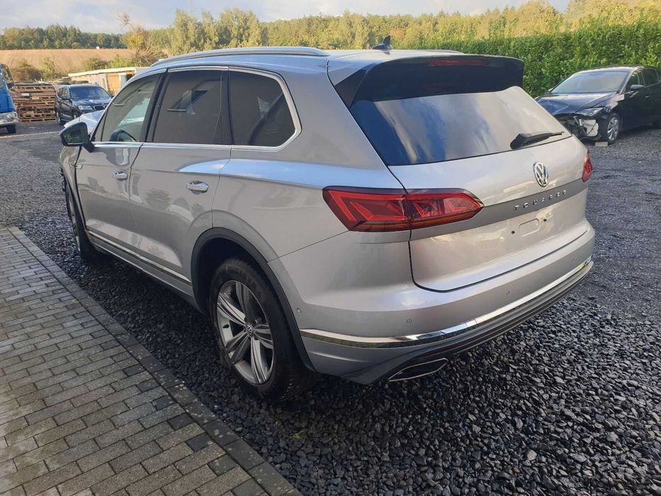 Piese si elemente de caroserie pentru VW Touareg 3 CR 3,0 tdi 2019 R-Line