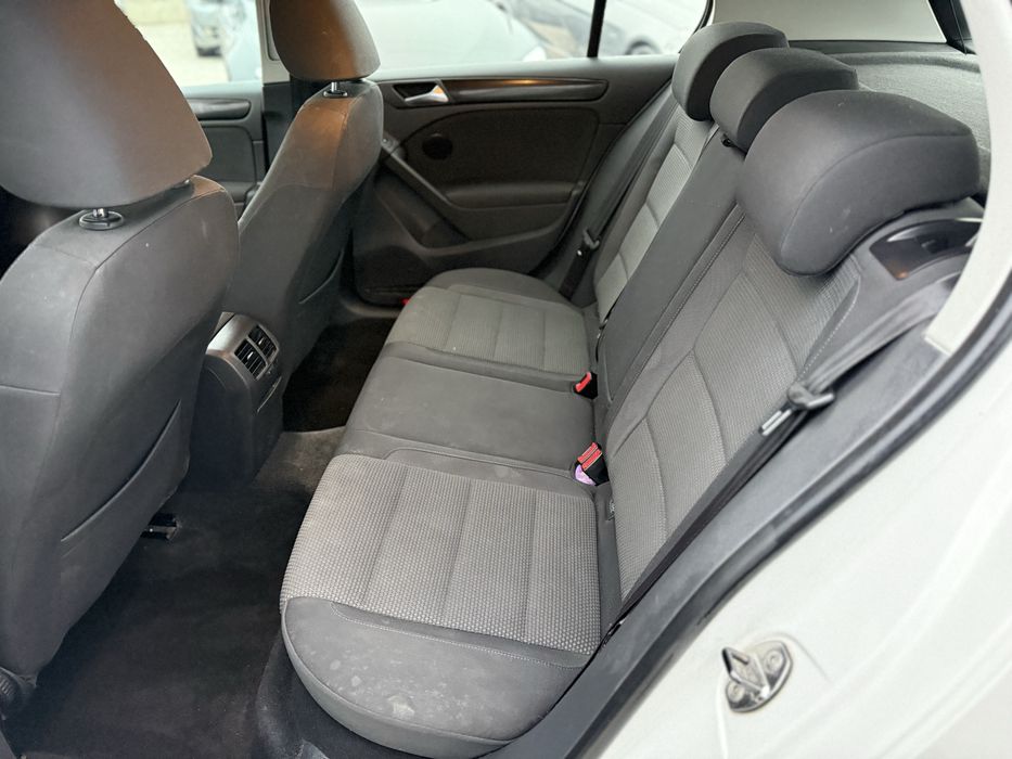 VW Golf 1.2i* 2013г* ТОП Състояние* 122.000КМ* ГАРАНЦИЯ*