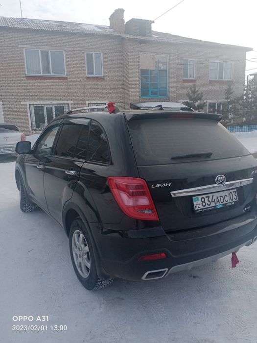 Прадам "Лифан"Х-60 2017 г