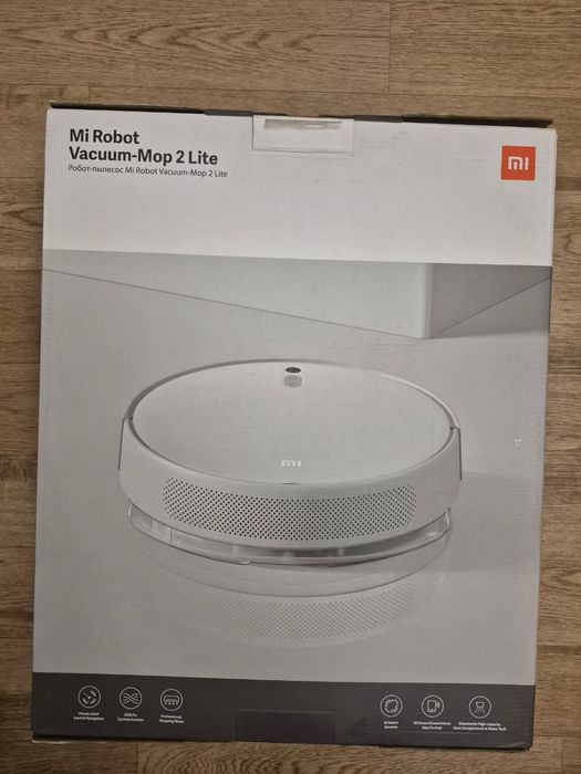 Робот пылесос    .