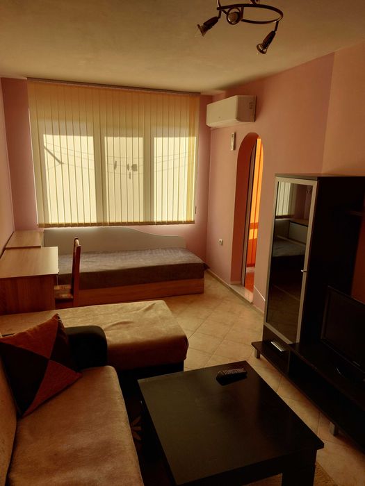 Дава се под наем Двустаен апартамент в Хасково, Овчарски - 53 кв.м за 229.5 € - Снимка #1