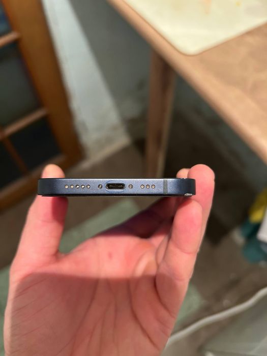 продам iphone 12