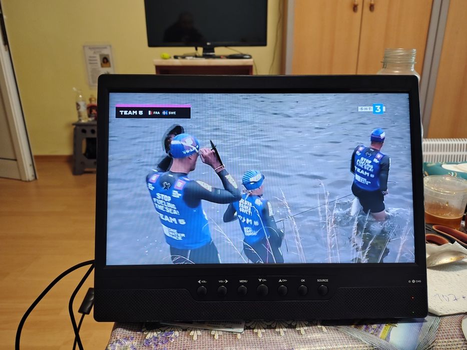 Мини тв.14 инча нов