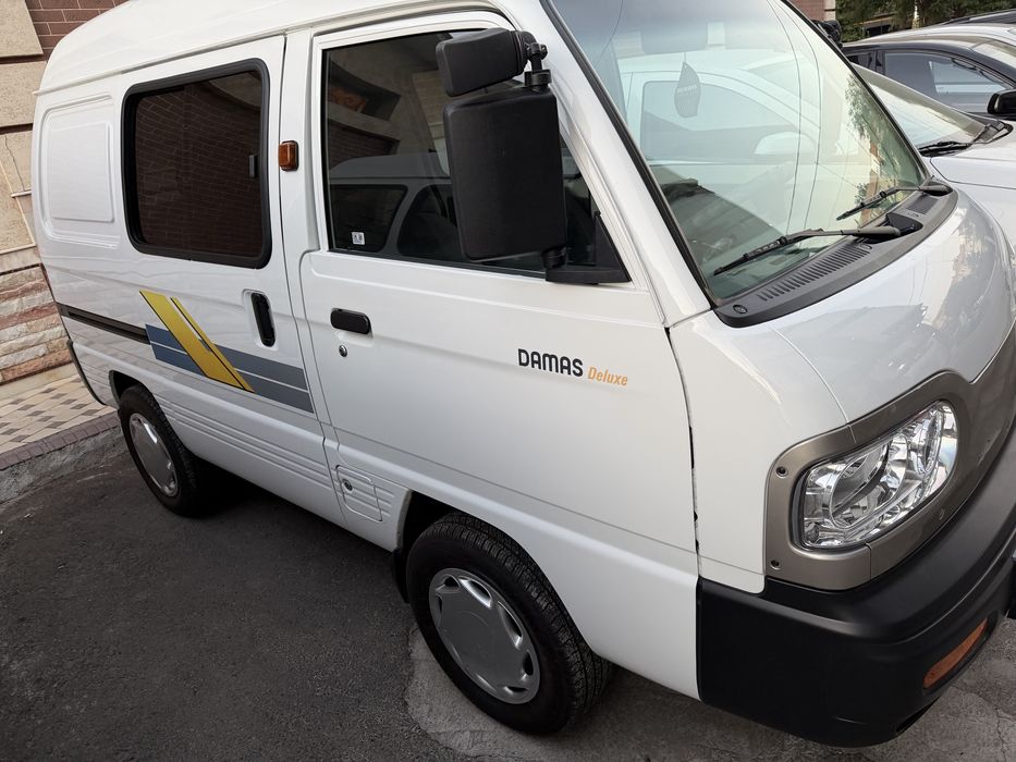 Damas  combi  sotuvda