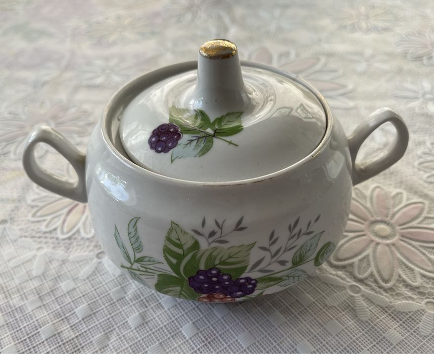 Керамические , стеклянные ВАЗЫ, посуда СССР