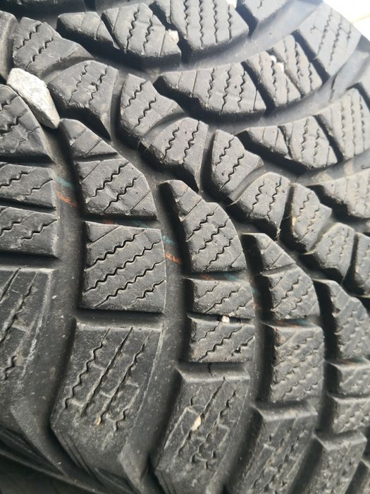 225 55 17 гуми като нови kumho rft 4 броя