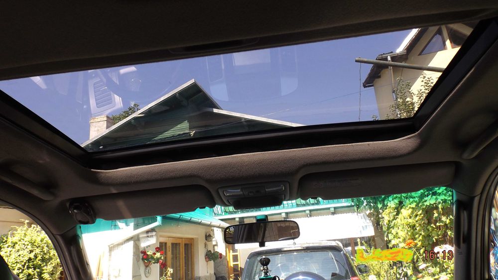 land cruiser cutie automata dotari vip 7 locuri