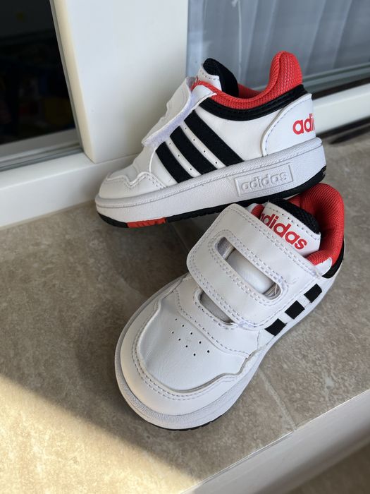 Детски обувки adidas