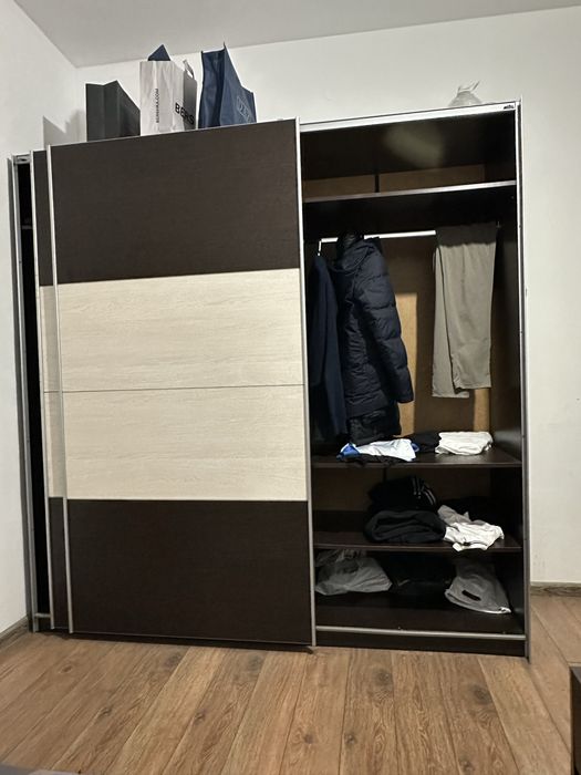 Шкаф сатылады…..