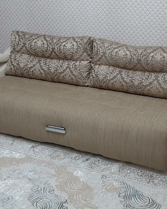 Продам диван! Б/У