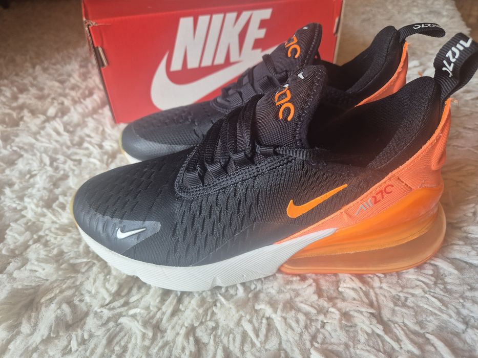 Детски маратонки Nike AIR MAX 270