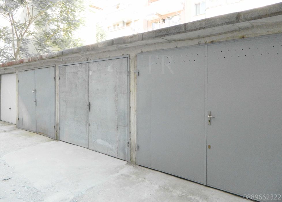 От собственик голям, самостоятелен, партерен гараж