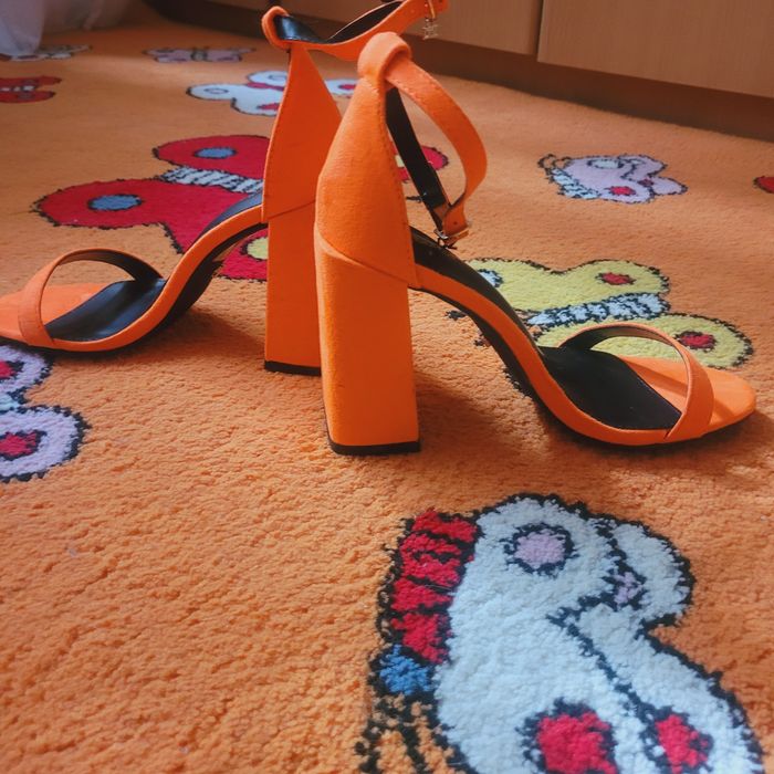 Sandale DeeZee mărimea 36