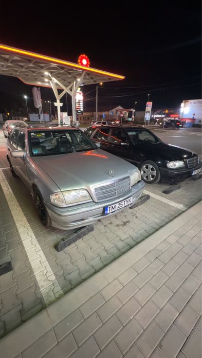 vand sau schimb mercedes w202