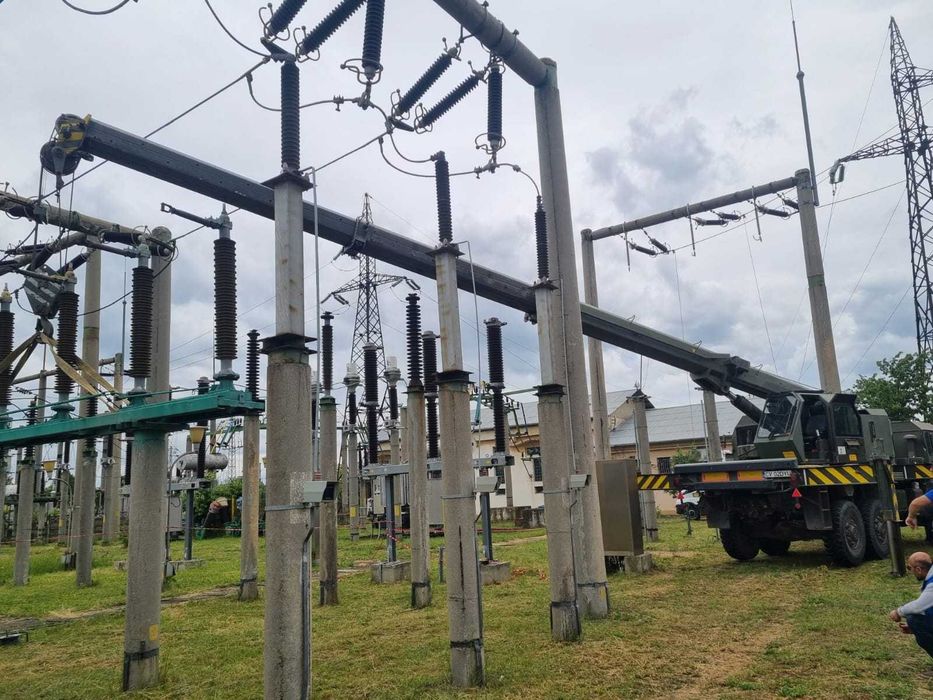 Închiriere Macara 22 Tone/22 Metri Onești/Tg.Ocna/Slănic Moldova