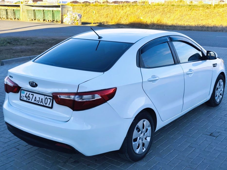 Срочно продам Kia Rio.