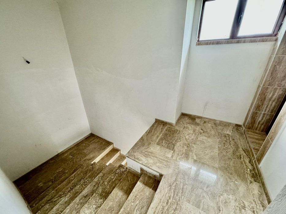 Продава се Къща в Бургас, Център - 132 кв.м за 1022 €/кв.м - Снимка #6