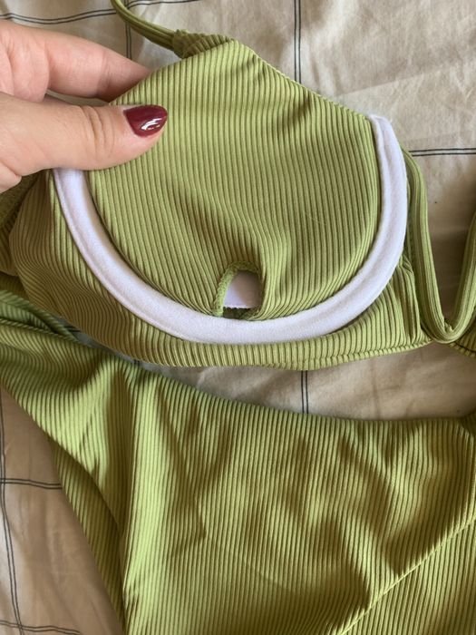 Зелен бански