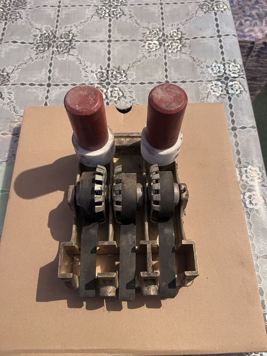 Щеткодержатель ЭД-118 5ТХ. 112.034