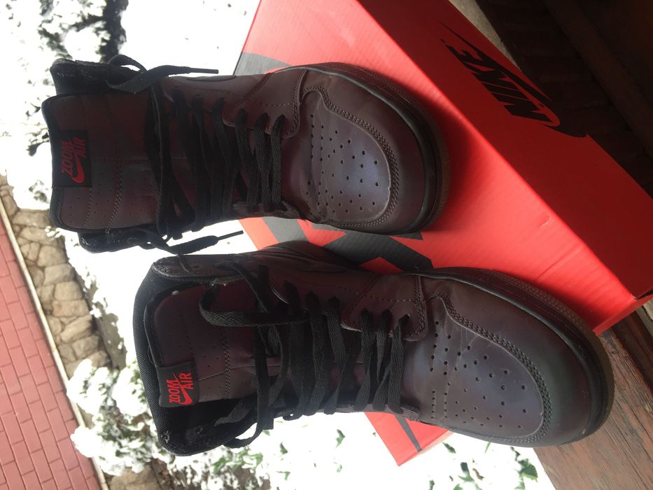 Срочно кроссовки Jordan Air