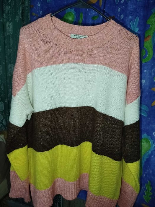 Свитер женский, не толстый