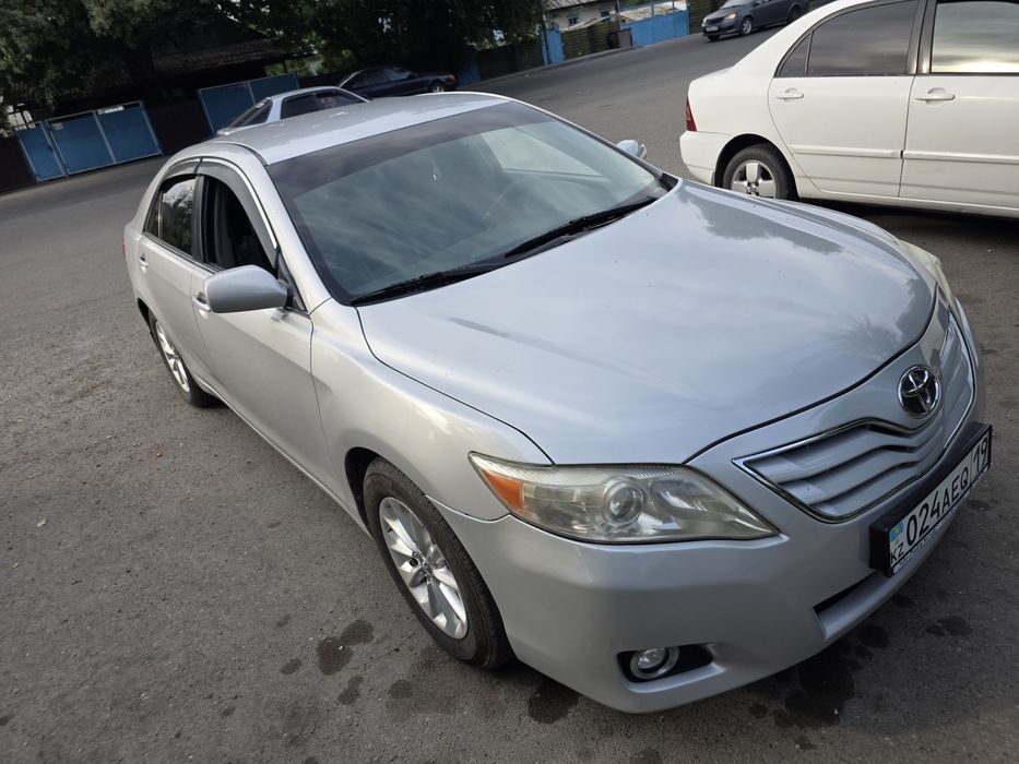 Продам камри 45 2.5 LE