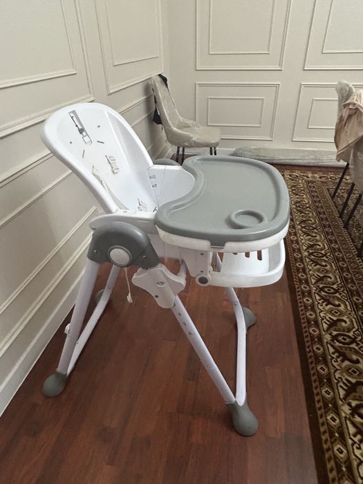 Коляска ,манеж стульчик для кормления