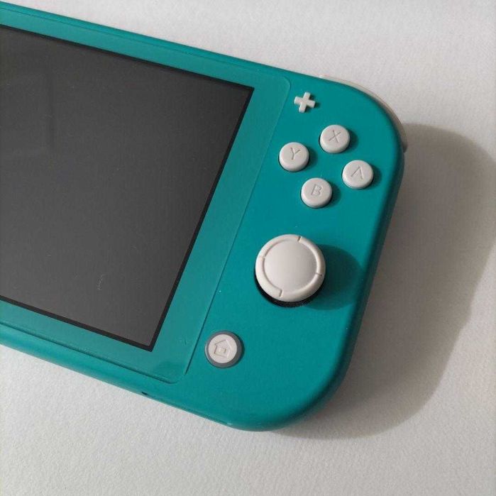 Nintendo Switch Lite + 25 игри и Utube