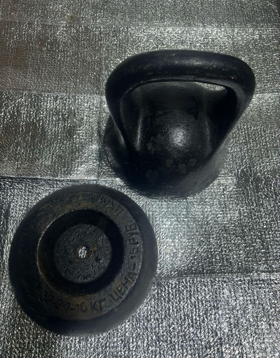 Продам новую гирю два в одном 24,16