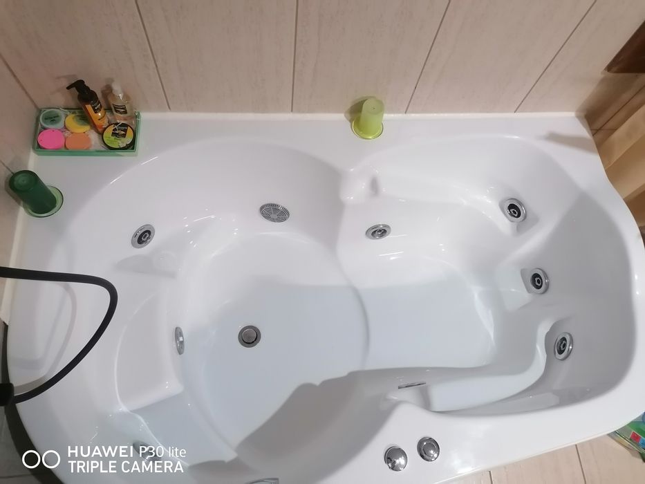 Cada hidromasaj de vânzare