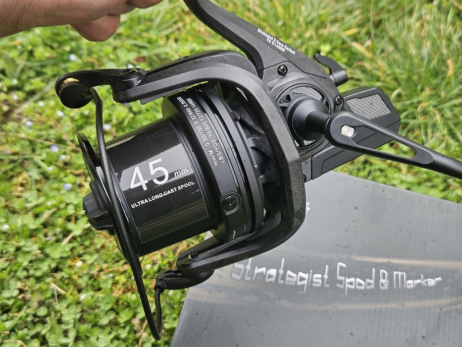 Mulineta Spod Strategist 14000 model 2026