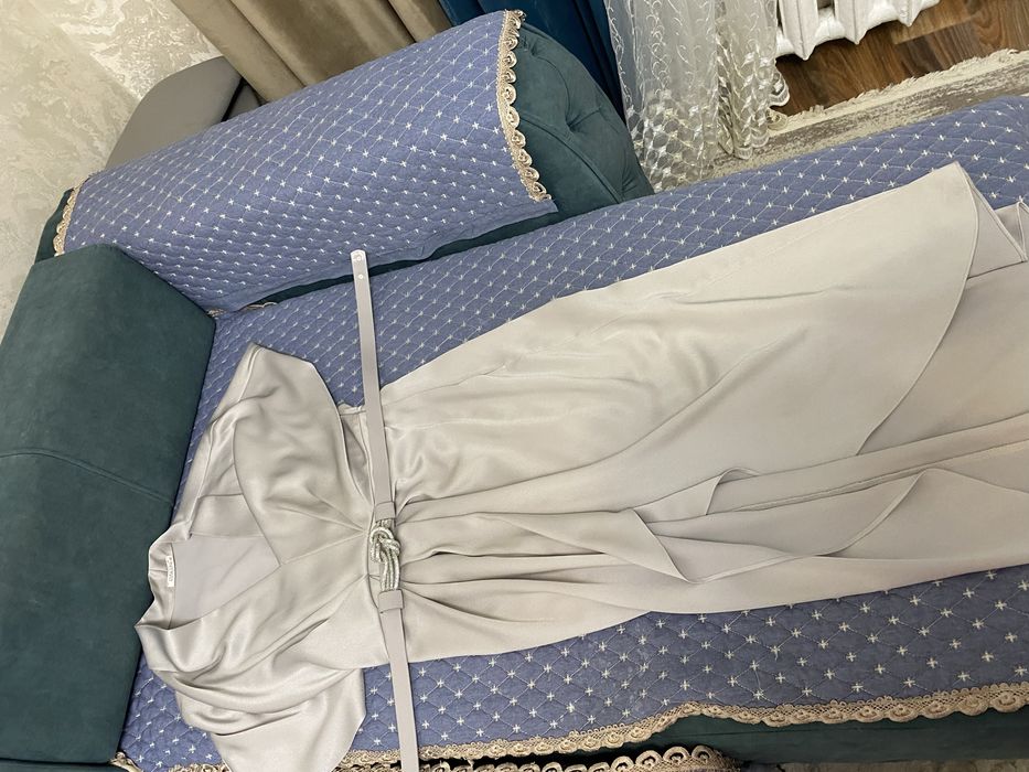 Продам вечерние, б/у платье