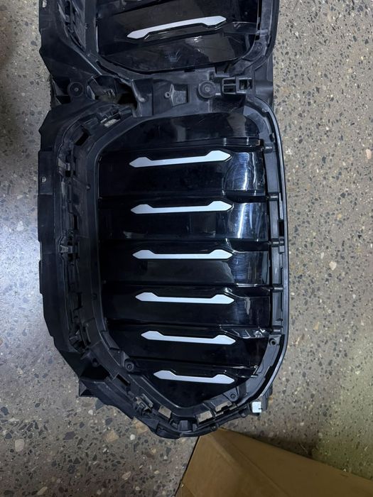 Решотка радиатора на BMW X5 G05 оригинал