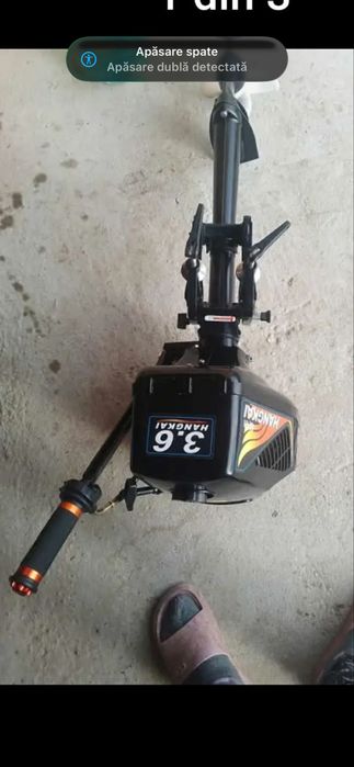 Vand barca din fibra + motor.
