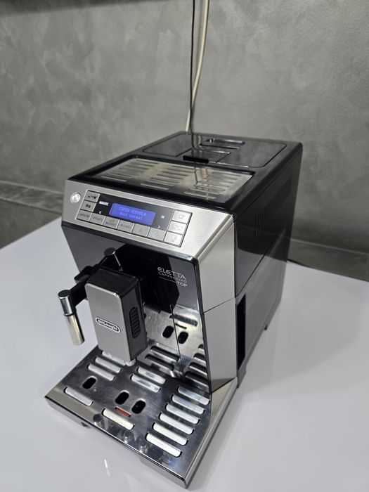 Aparat cafea expresor espressor Delonghi IMPECABIL