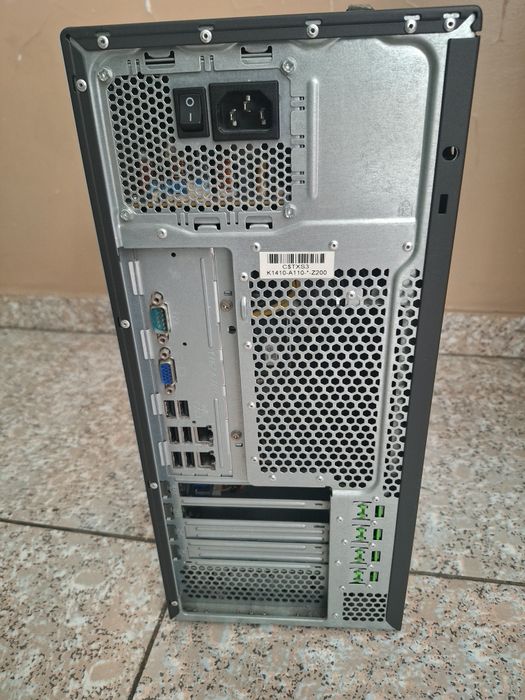 Продам сервер Fujitsu PRIMERGY TX100 S3p
