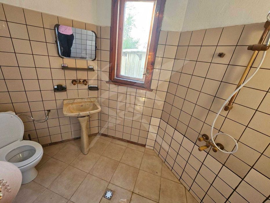 Дава се под наем Къща в с. Строево, Област Пловдив - 150 кв.м за 500 € - Снимка #7