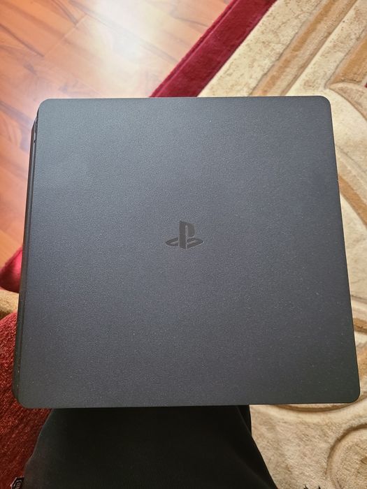 Playstation 4 slim 1 tb