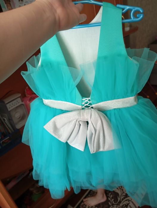 Продам очеровательное платье