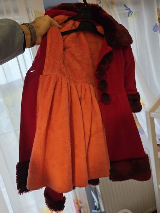 Palton fetite 6-7 ani