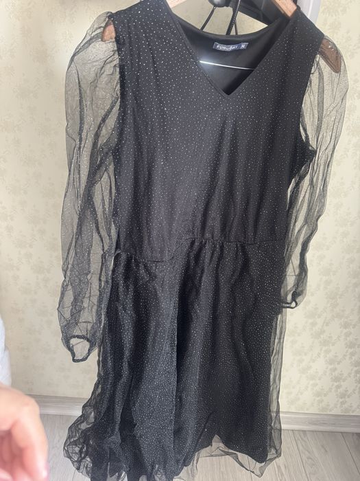 Продам вечерние платья