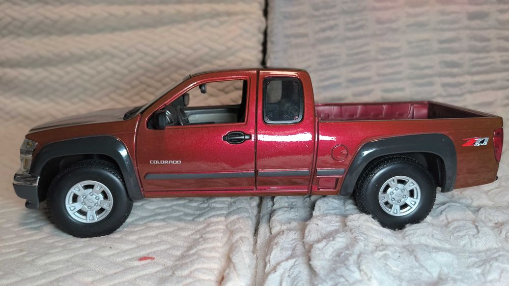 Метални коли -  мащаб 1:18 . ЧАСТ 3